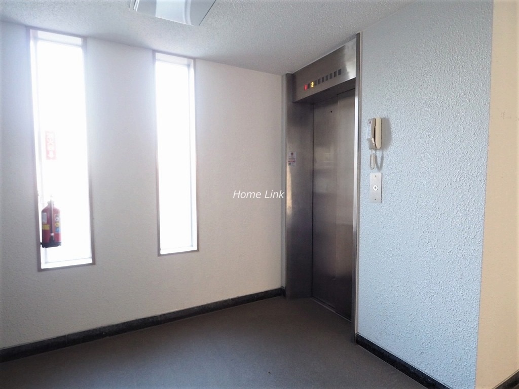 上板橋カーネル　エレベーターホール